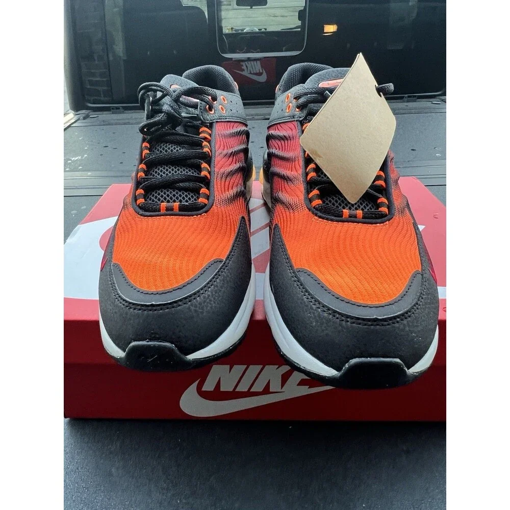 New Nike Air Max TW SE Total Orange Black Size 9.5 Mens Sneakers Retro Shoes